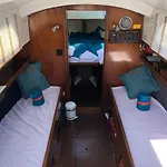 Boat & Bed Bruges